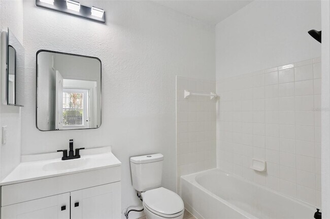 Building Photo - 2549 Maitland Crossing Way