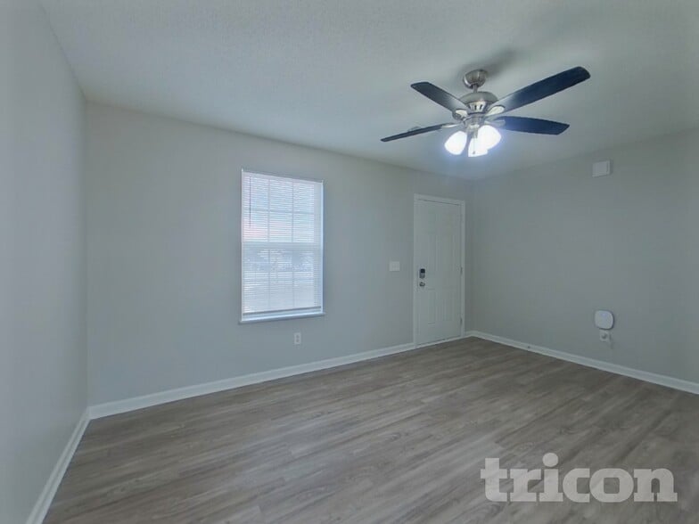 Building Photo - 19 Sterling Ridge Ct