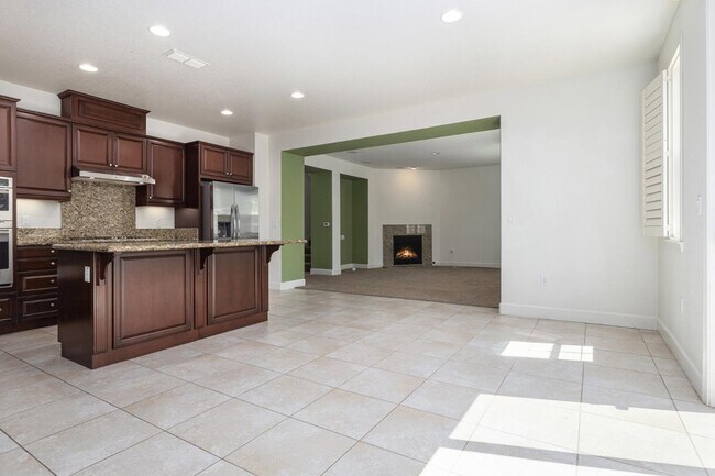 Building Photo - 4970 Trescott Ct