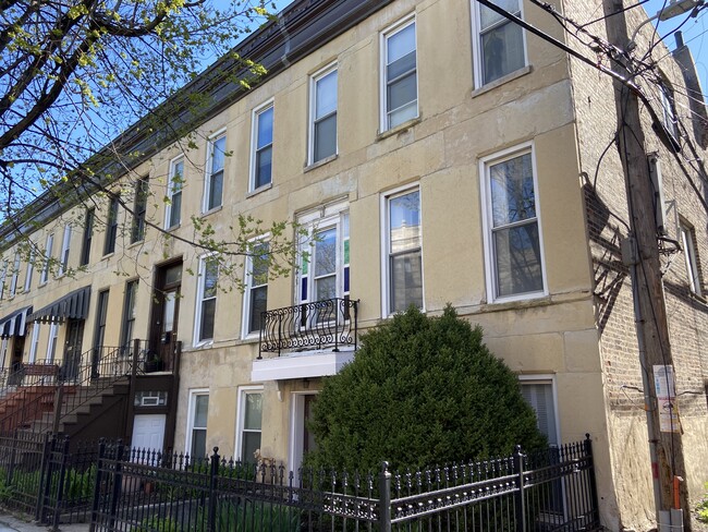 Exterior - 917 S Loomis St
