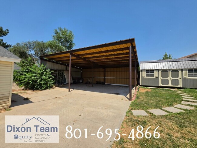 Building Photo - 44 W 150 N