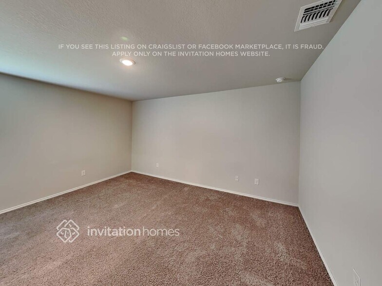 Building Photo - 7339 Plata Cir