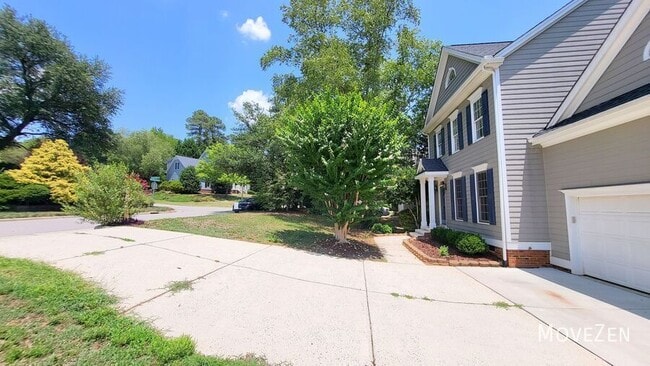Building Photo - 203 Rose Valley Woods Dr