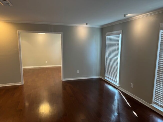 Building Photo - 8623 W Wilderness Way