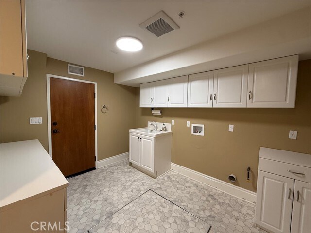 Building Photo - 1623 Artesia Blvd