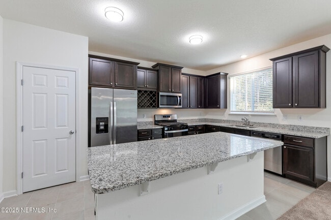 Building Photo - 11006 Stapleton Dr