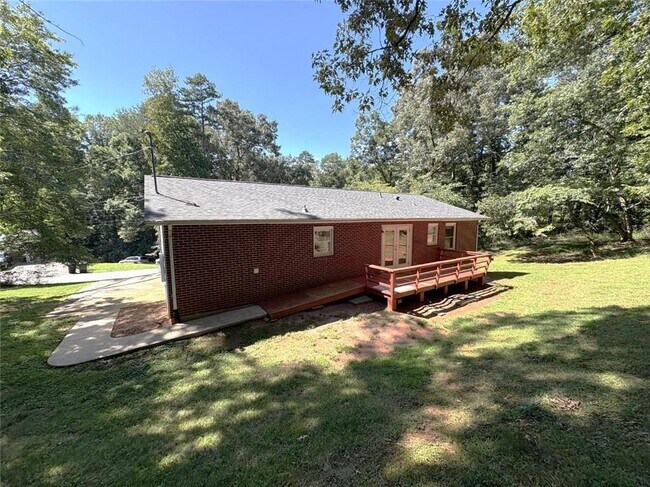 Building Photo - 122 Kenimer Cir