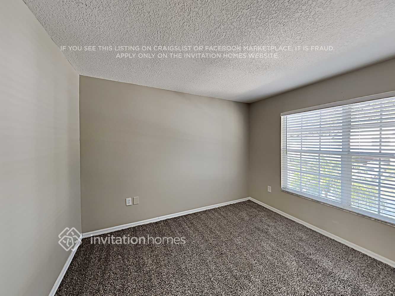 Building Photo - 17604 Esprit Dr