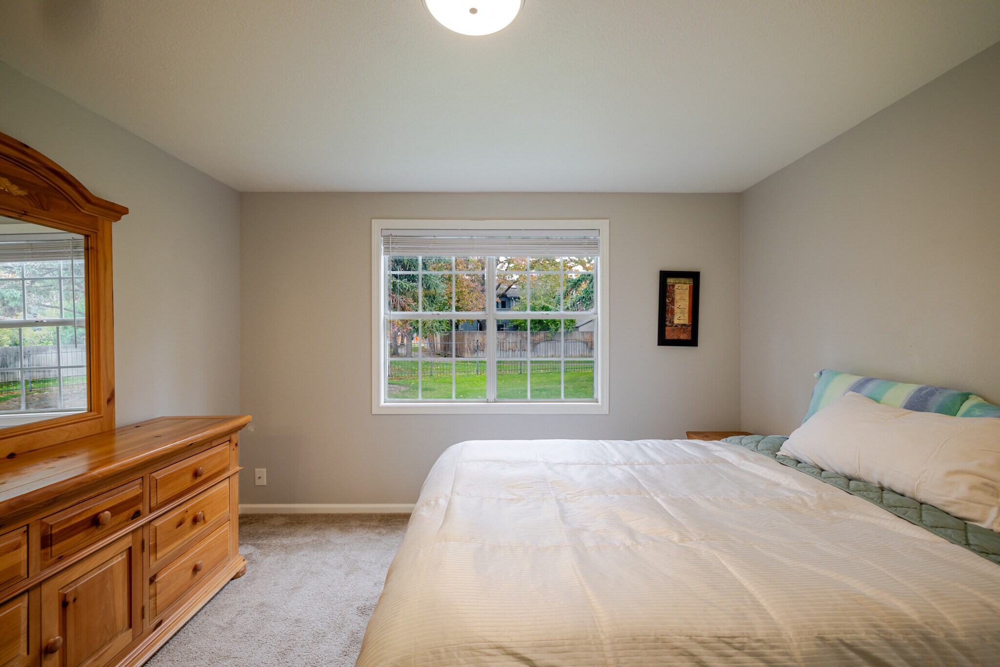 Building Photo - 3124 S Falling Brook Ln