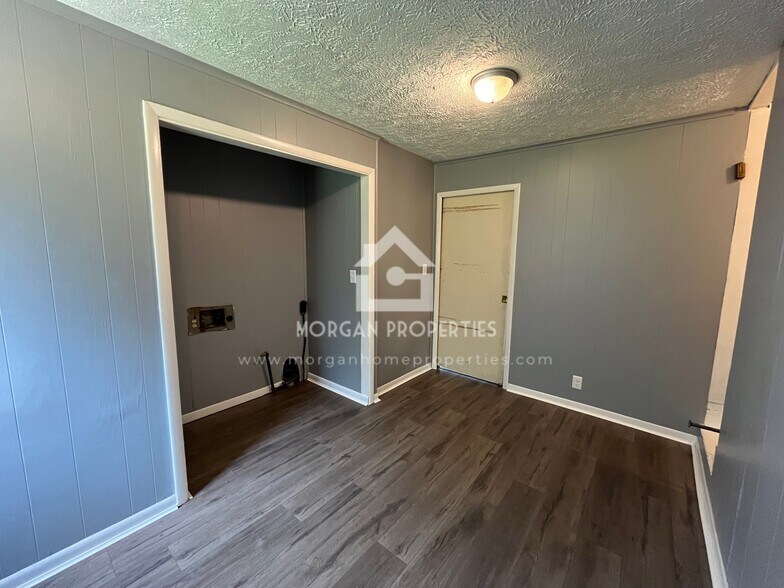 Building Photo - 1309 Brown St