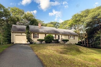 Building Photo - 49 Bramblebush Dr