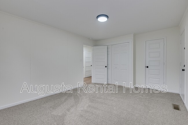 Building Photo - 2753 Hazel St