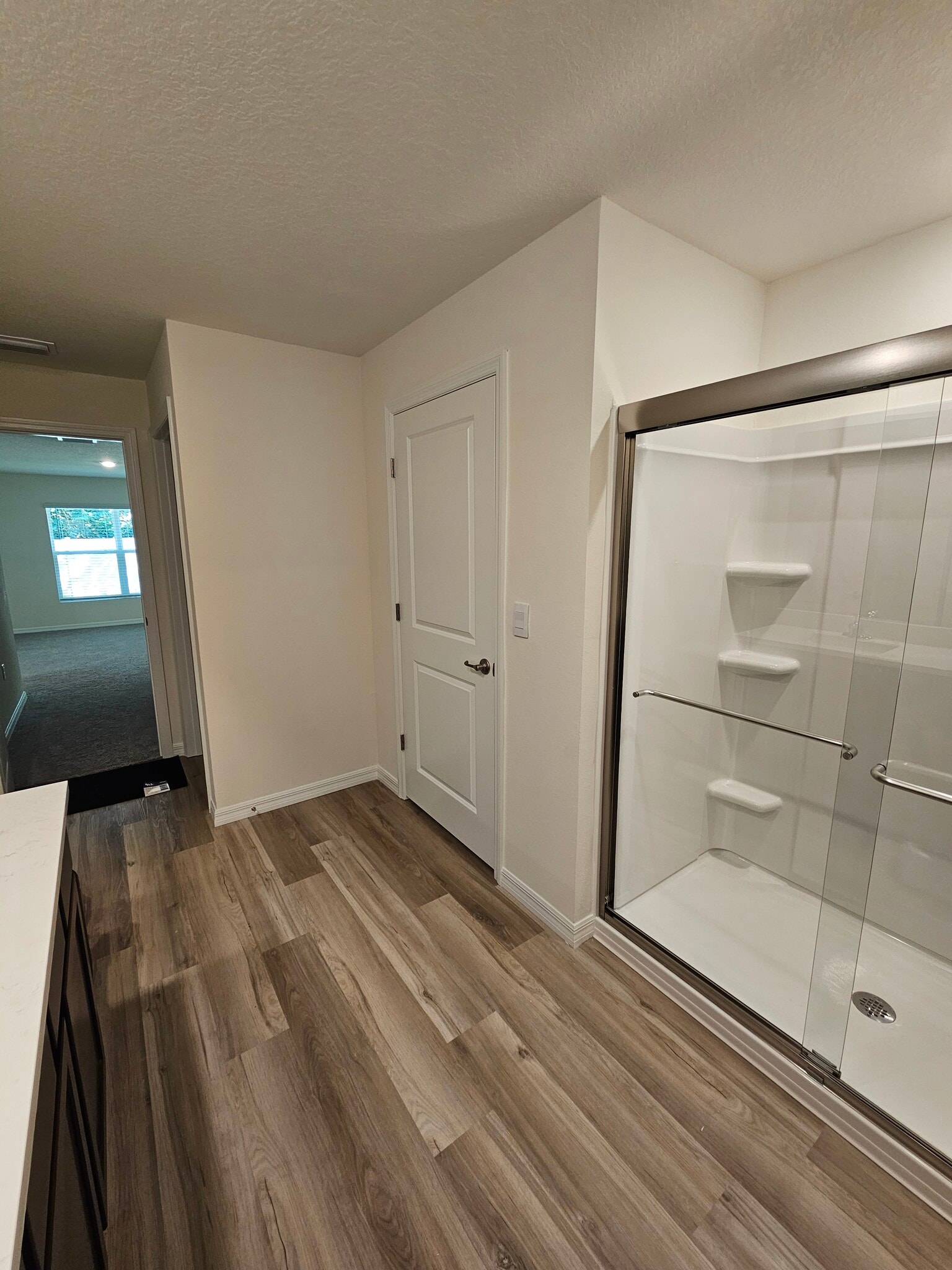 Shower - 8415 Clearway Dr