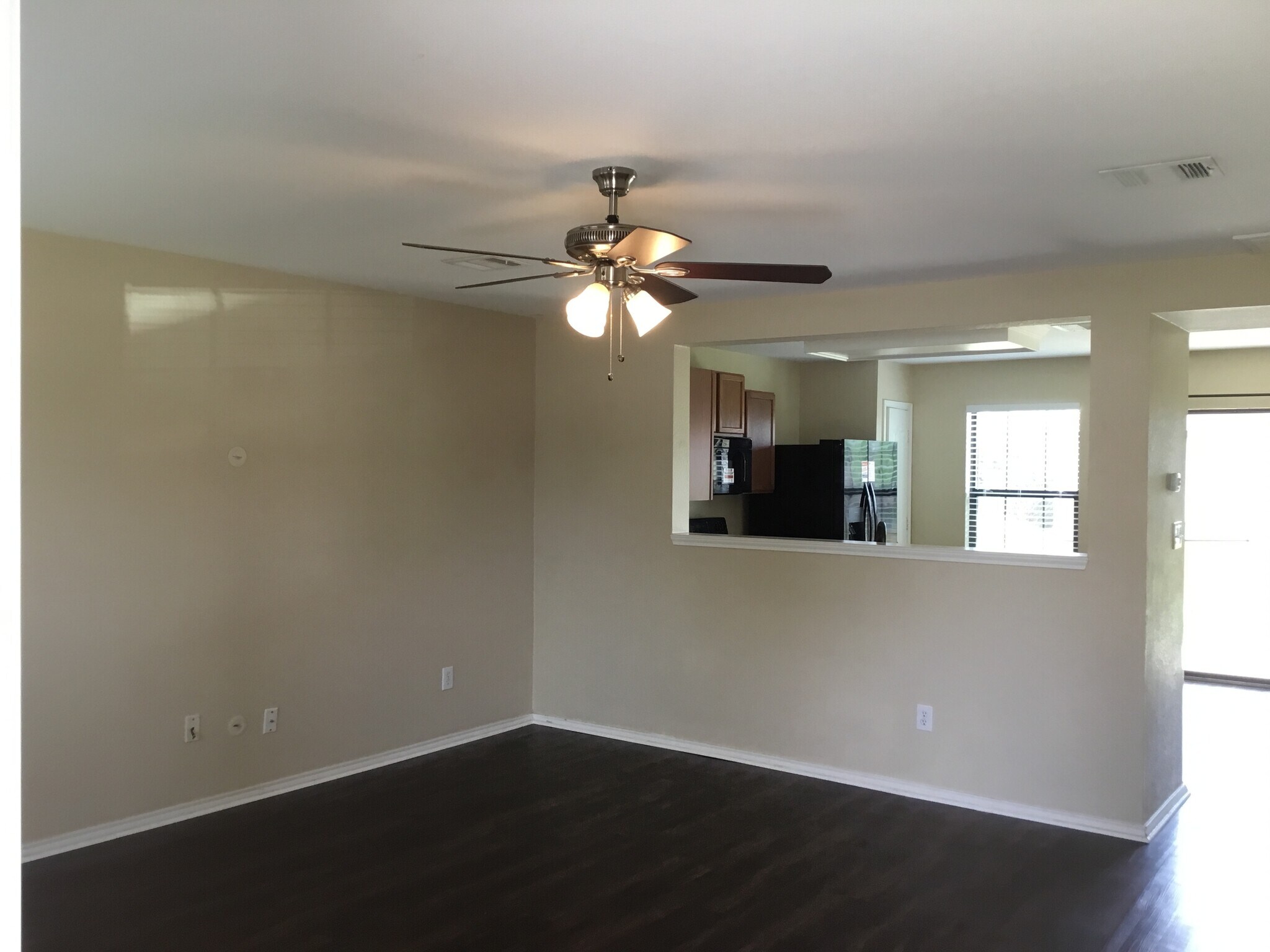 Building Photo - 150 Myrtle St