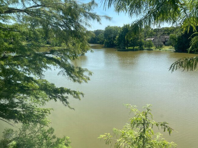 Building Photo - College Station - Lake Front Property - 3 bedroom / 1.5 bath - 2 story Home