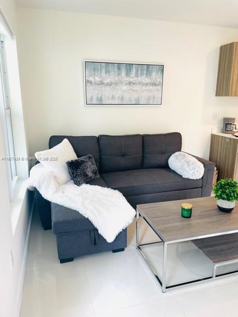 Building Photo - 1419 West Ave