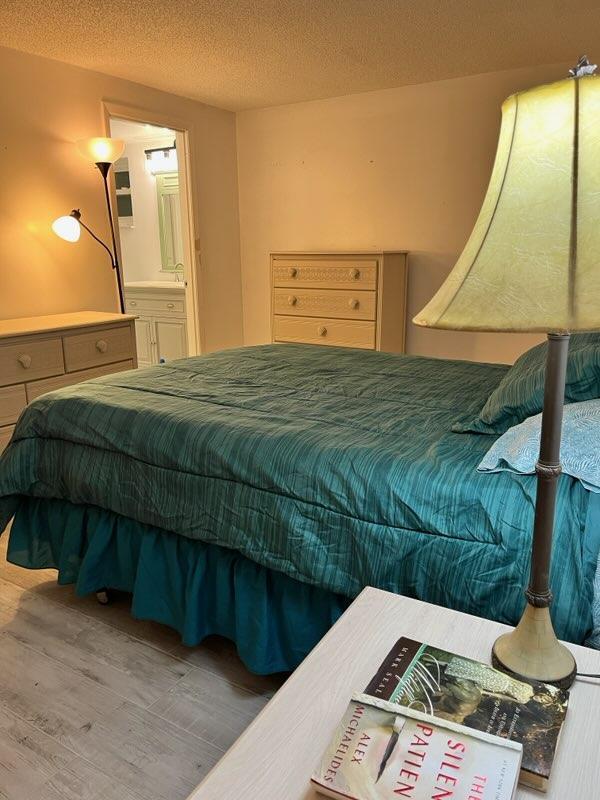 Building Photo - 5000 Ocean Beach Blvd