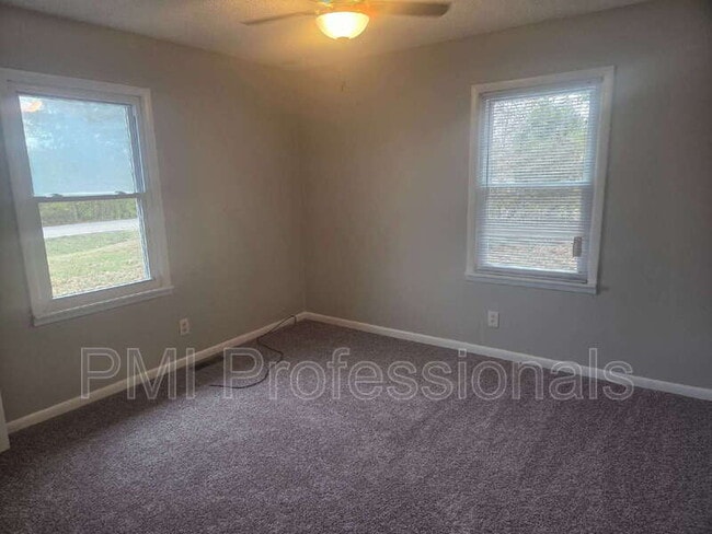 Building Photo - 5788 George Franklin Rd