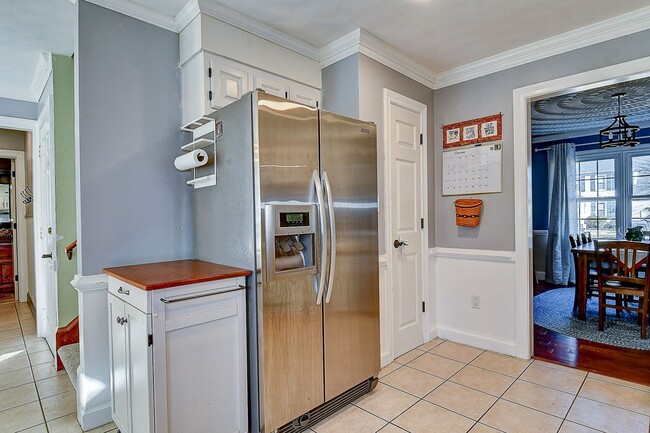 Building Photo - Spacious Ranch in Hickory