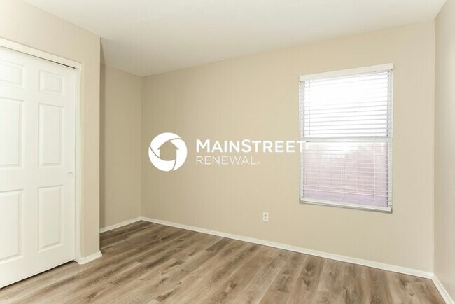 Building Photo - 4 Bedroom Pet-Friendly Home in Glendale, A...