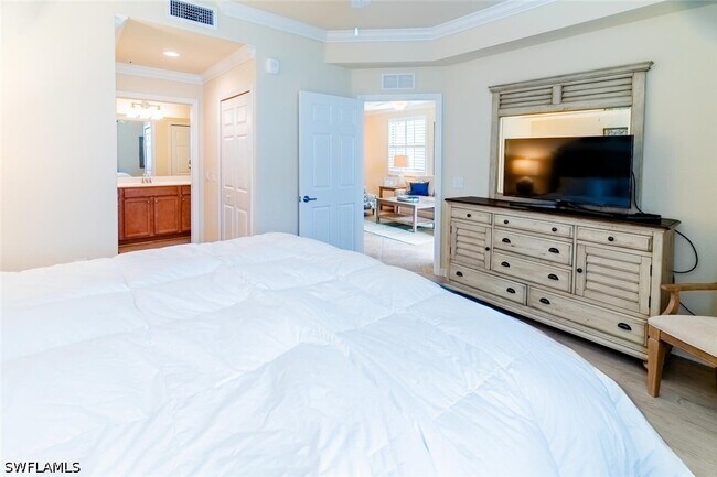 Building Photo - 9826 Giaveno Cir