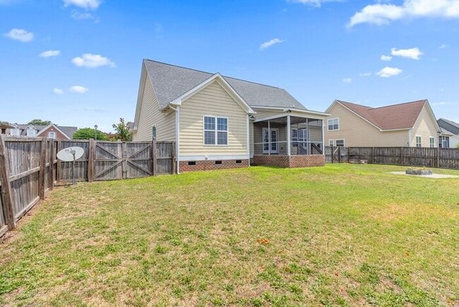 Building Photo - 720 Camwheel Dr