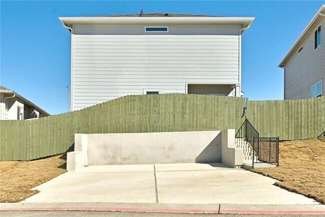 Building Photo - 9701 Grapevine Leaf Dr
