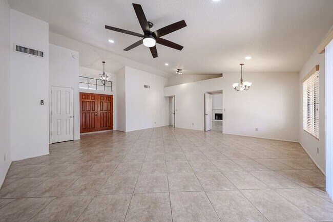 Building Photo - Welcome to this stunning 4-bedroom, 2-bath...