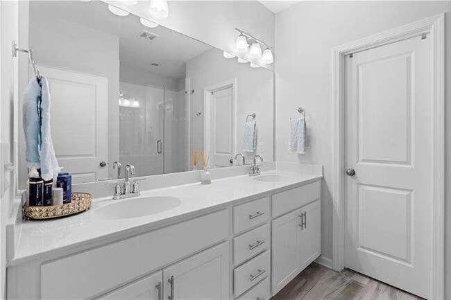 Building Photo - 4391 Gillon Cir SE