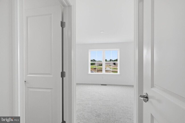 Building Photo - 114 Hillard Fld