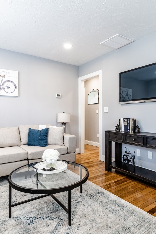 Building Photo - Devenscrest Village