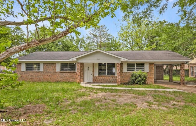 Primary Photo - 3105 Scovel Ave