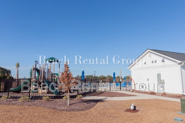 Building Photo - 1375 Speedway St