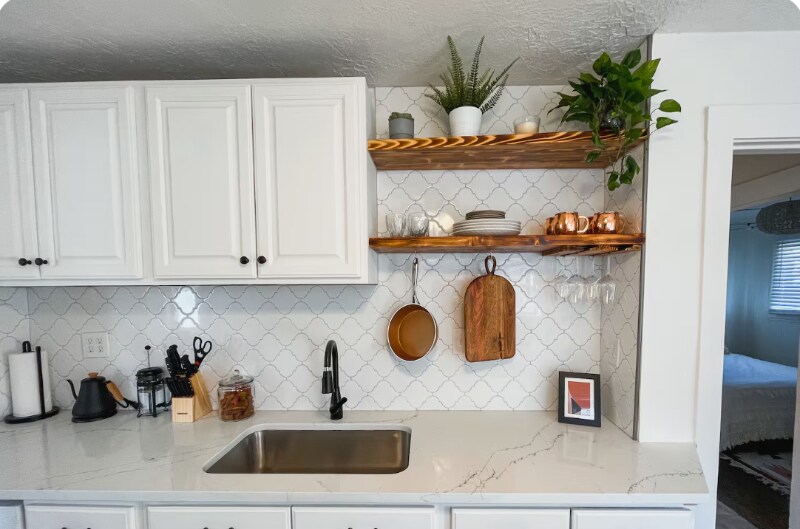 Building Photo - 64 Hartwell Ave