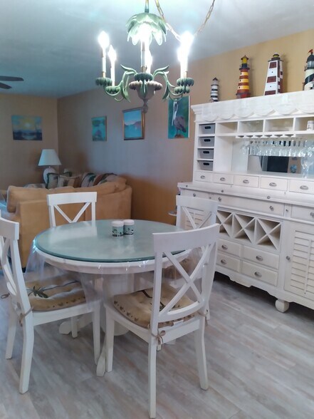 Dining Room - 1220 SE 40th St
