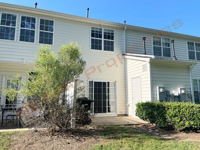Building Photo - Fresh Paint Interior! Lovely 3 Bedroom 2.5...