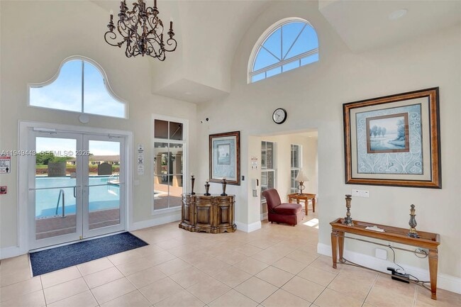 Building Photo - 1192 NE 32nd Ave