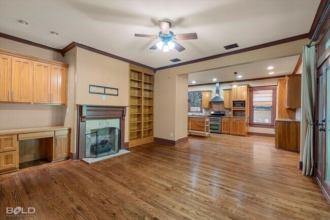 Building Photo - 3 Bedroom 2 Bathroom Home in Plain Dealing