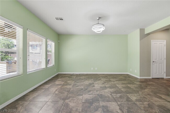 Building Photo - 2605 Romarin Terrace