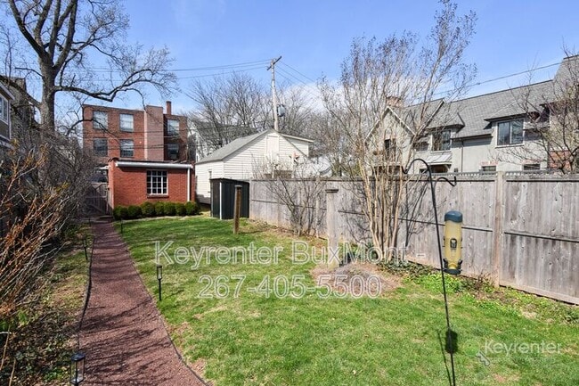 Building Photo - 61 E Ashland St