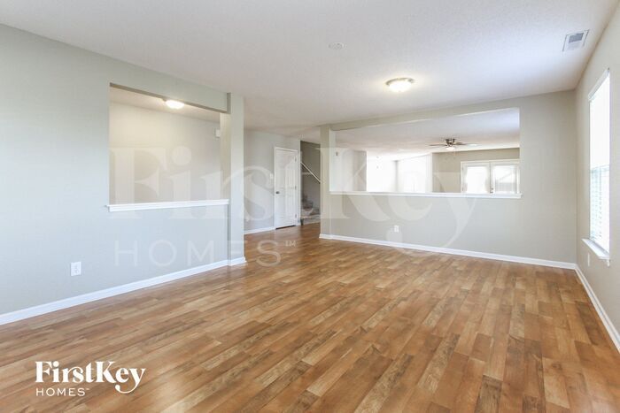 Building Photo - 2244 Blossom Dr