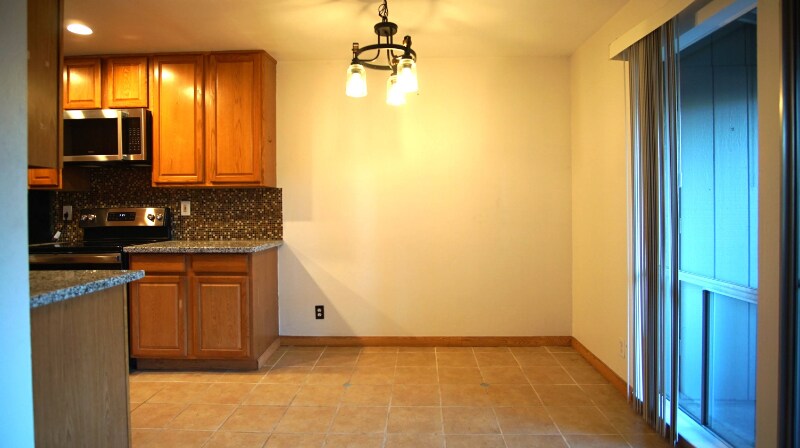 Building Photo - 150 Saratoga Ave