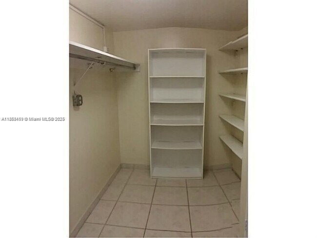 Building Photo - 5401 Collins Ave