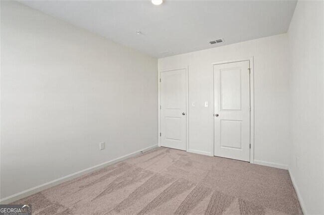 Building Photo - 541 Magnolia Cir