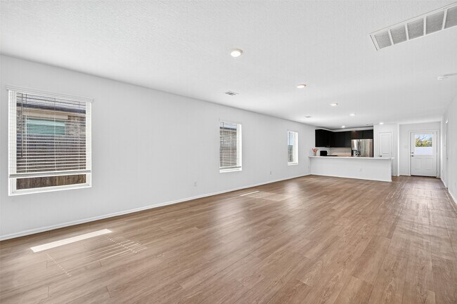 Building Photo - 7719 Cedar Birch Dr