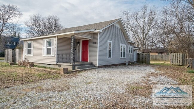 Building Photo - 2024 1st St SW