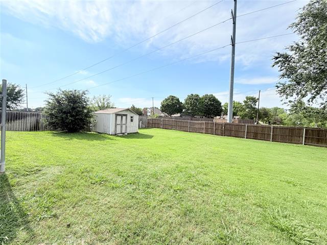 Building Photo - 301 Mimosa Dr