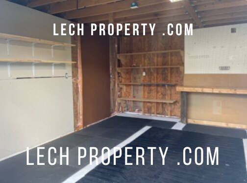 Building Photo - 302 N 10th St