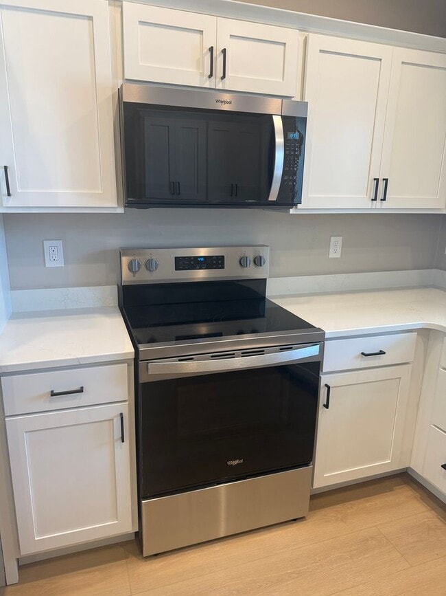 Building Photo - 8397 St Norbert Dr