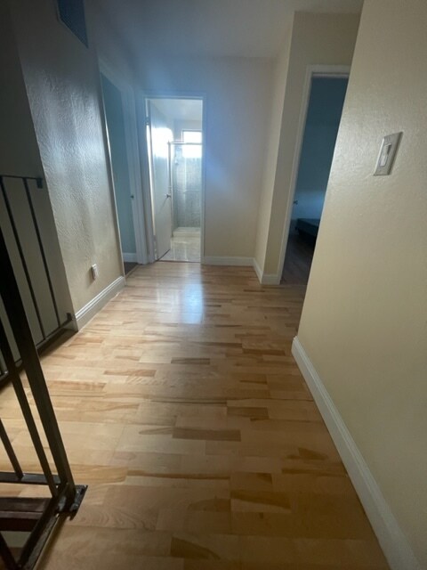 Building Photo - 832 loadstone court